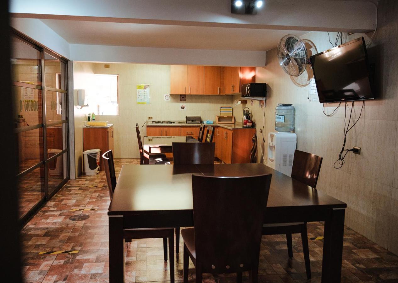 Di Giorgio Hostal 安托法加斯塔 外观 照片
